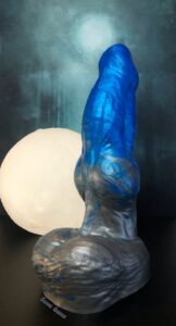 Dane the werewolf dildo from Dee's Big Daddies in blue and silver